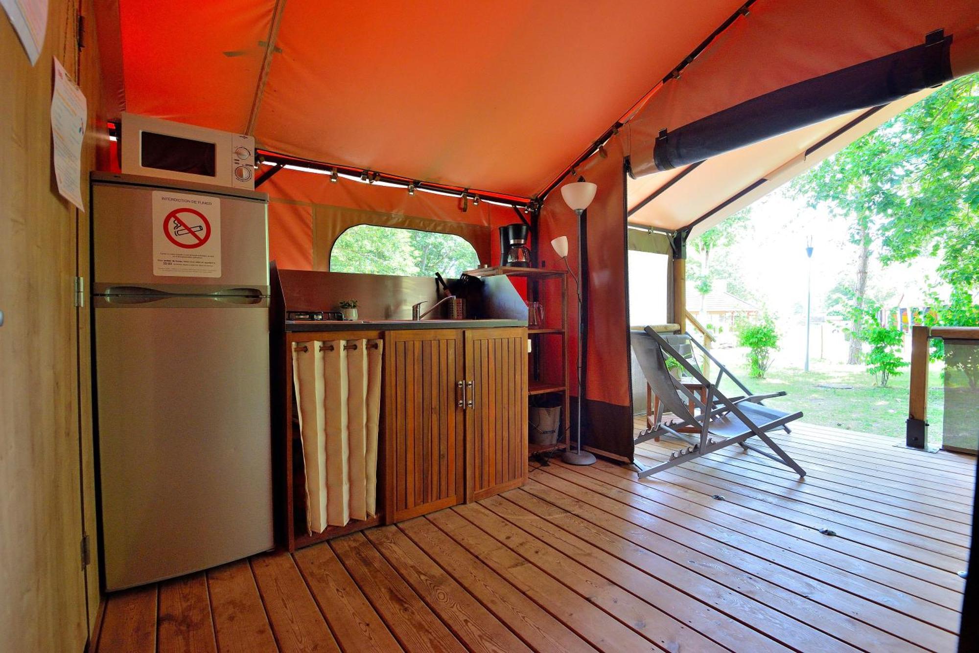Camping Etang De La Vallee Combreux Номер фото