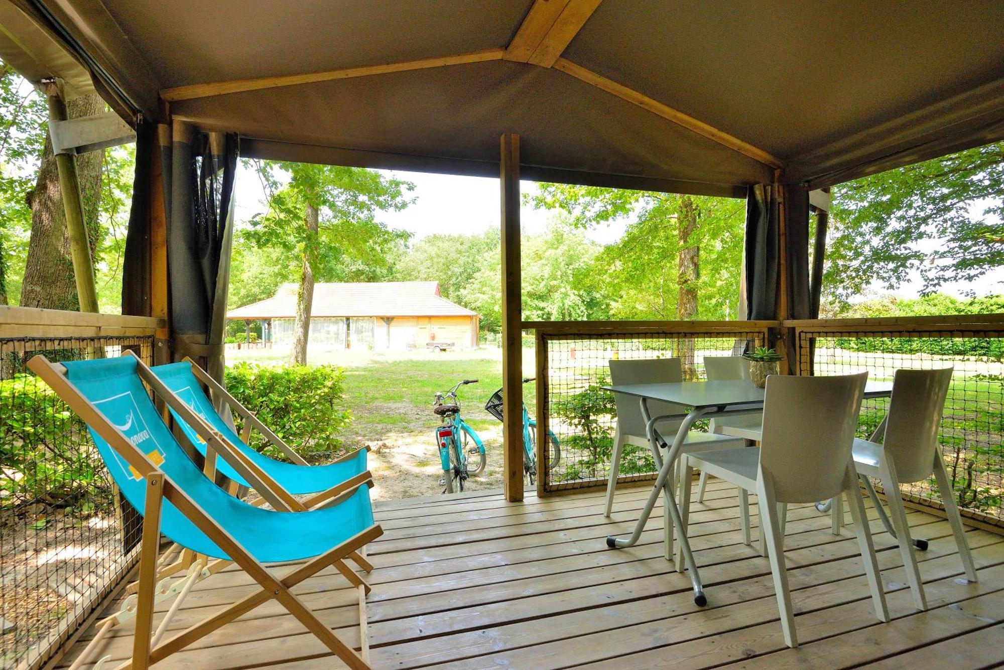 Camping Etang De La Vallee Combreux Номер фото
